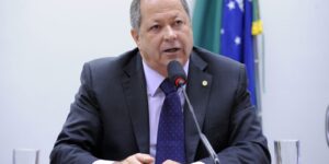 Câmara cassa mandato do deputado Chiquinho Brazão