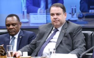 Comissão aprova política para incentivar atividades físicas de pessoas idosas - Notícias