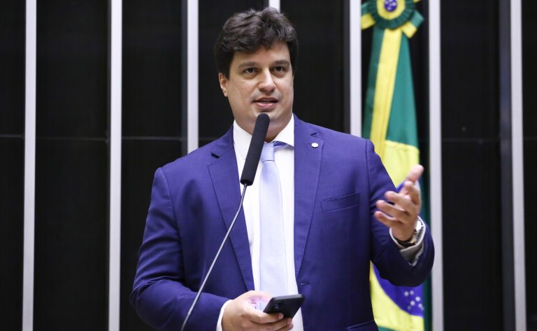 Comissão aprova regulamentação da atividade de operador logístico no Brasil - Notícias