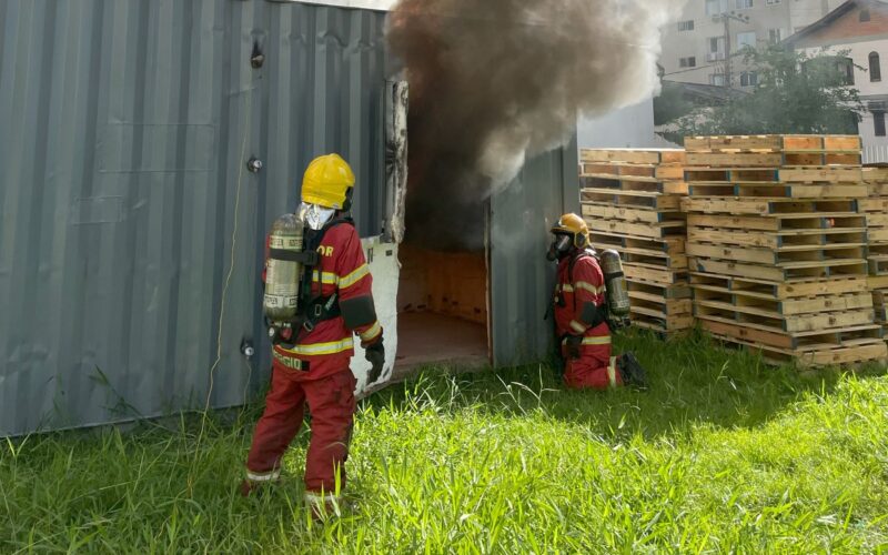 Corpo de Bombeiros inicia testes em simulador para avaliação de sistemas de segurança contra incêndio