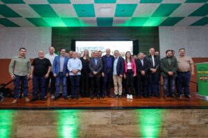 Em Xanxerê, governador apresenta 2ª edição do Programa Santa Catarina Levada a Sério e investimentos para a região da AMAI