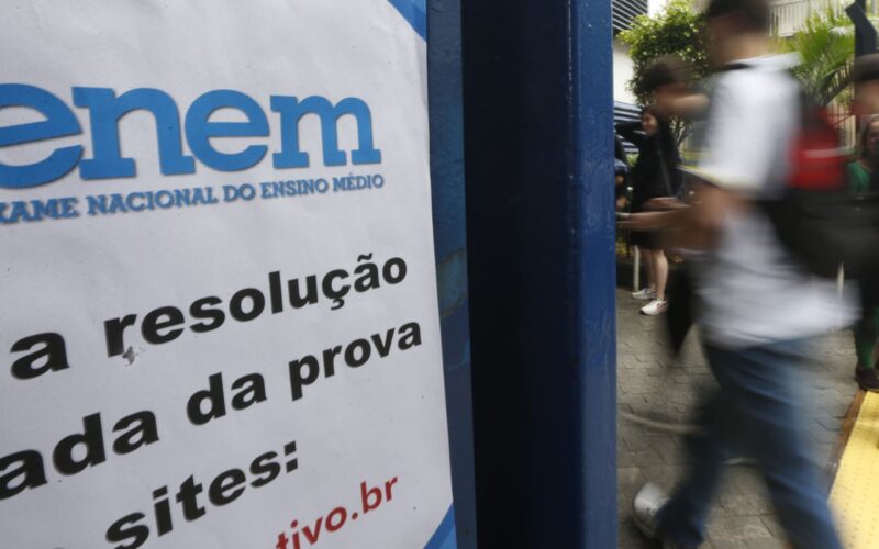 Enem: prazo para isenção de taxa de inscrição termina na sexta-feira