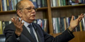 Gilmar Mendes recebe indígenas do povo Munduruku no STF