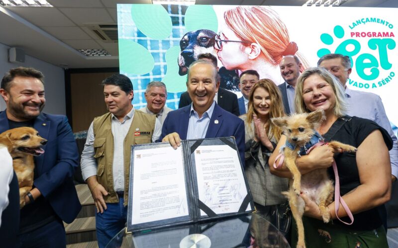 Governador Jorginho Mello lança maior programa estadual de castração animal do país