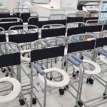 Governo do Estado entrega novas cadeiras de banho ao Hospital Tereza Ramos de Lages