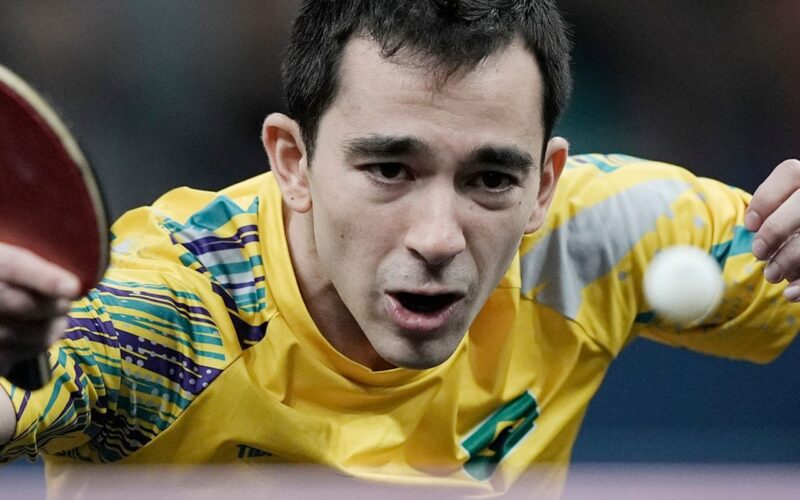 Hugo Calderano bate número 3 e vai à semi em etapa da Copa do Mundo