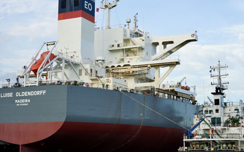 Petrobras abastece navio da Vale com mistura de óleo de cozinha usado