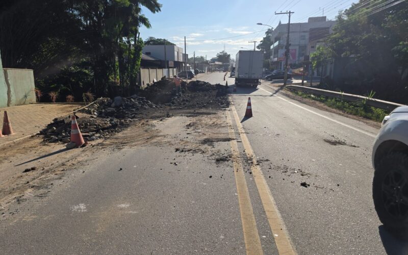 Trânsito no KM 12 da SC-412, em Ilhota, será fechado para obra durante o feriado