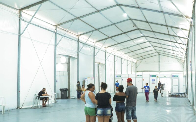 Um ano após enchentes, cerca de 380 pessoas seguem em abrigos no RS
