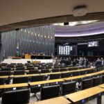 Aprovada urgência para projeto que proíbe desconto automático para sindicatos em aposentadorias pagas pelo INSS; acompanhe - Notícias