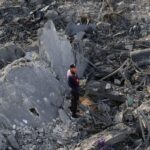 Ataques israelenses matam dezenas em Gaza enquanto Trump visita região