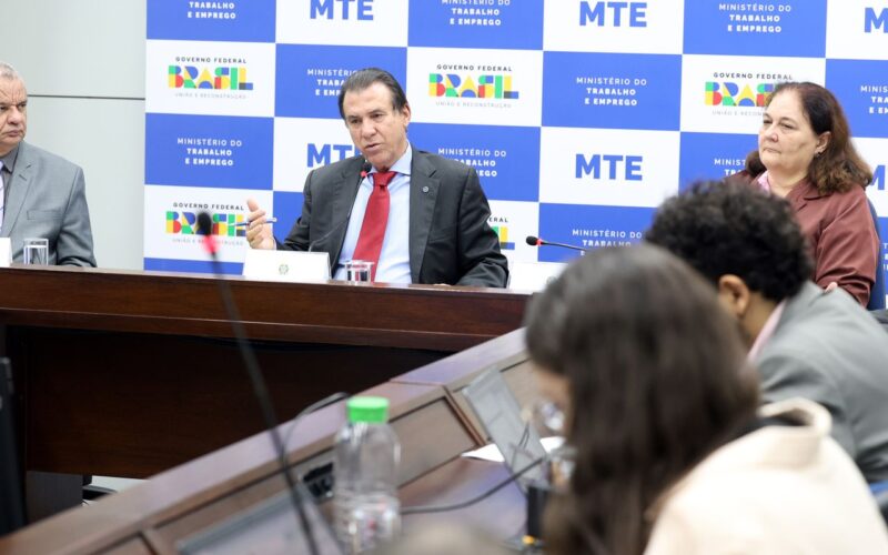 Brasil registra saldo de mais de 257 mil novos empregos em abril