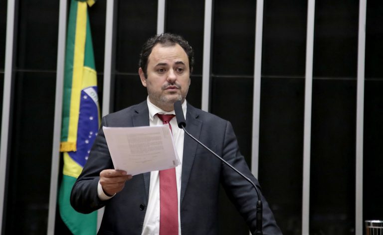 Câmara aprova projeto que exige dos governos divulgação dos direitos das pessoas com deficiência - Notícias