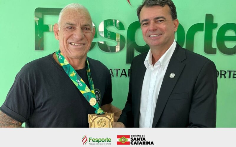 Campeão brasileiro de jiu-jítsu master celebra conquista na Fesporte