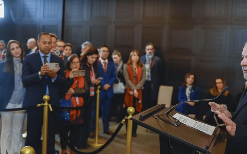 Com Putin, Lula reforça posição em atuar por fim da guerra na Ucrânia
