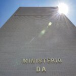 Com precatórios, previsão de déficit primário sobe para R$ 97 bilhões