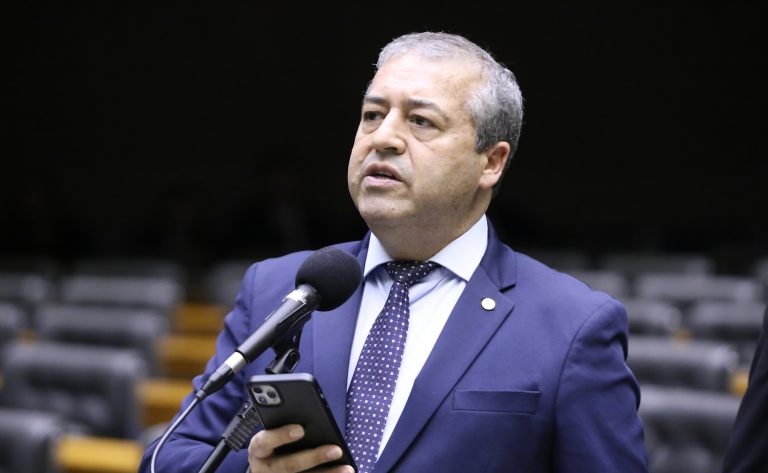 Comissão aprova indenização para parentes e vítimas de incêndio na boate Kiss - Notícias