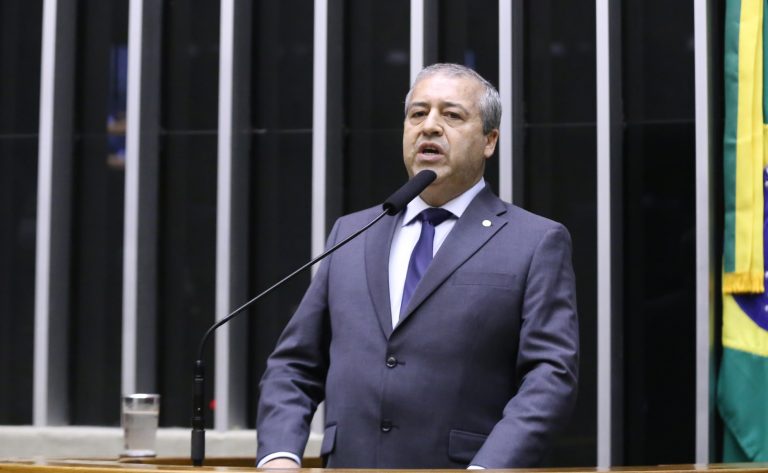 Comissão aprova permissão para estados e DF legislarem sobre questões de direito agrário - Notícias