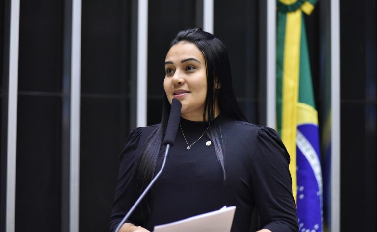 Comissão aprova prioridade para pessoas com deficiência em vagas nas escolas - Notícias