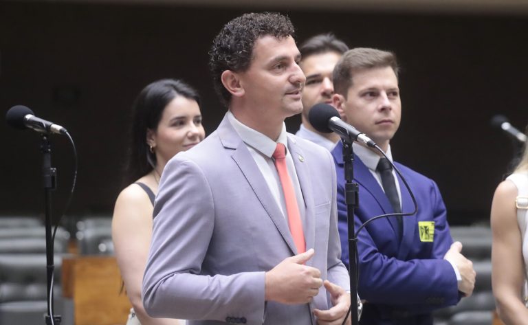 Comissão aprova projeto que condiciona criação de novos assentamentos a produtividade - Notícias
