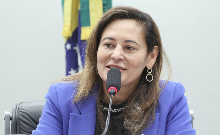 Comissão aprova projeto que prevê instalação de mamógrafos em barcos para atender ribeirinhas - Notícias
