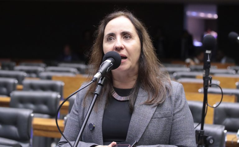 Comissão aprova projeto que reduz tributos de clínicas médicas e odontológicas - Notícias