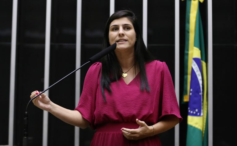 Comissão aprova regulamentação para instrutor de trânsito e diretor de autoescola - Notícias