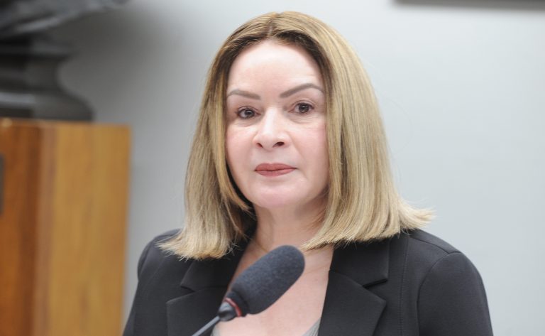 Comissão debate implementação da educação financeira nas escolas públicas - Notícias