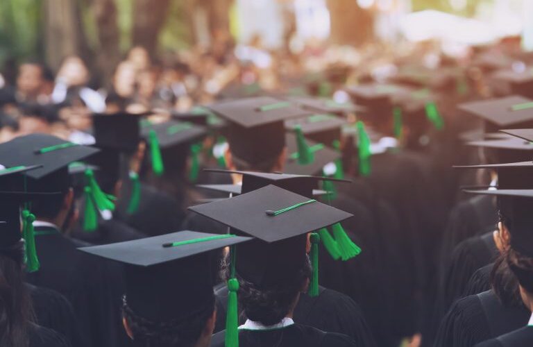 Comissão debate ingresso precoce de estudantes com alto desempenho no ensino superior - Notícias