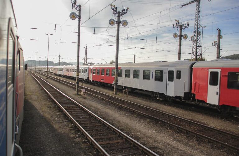 Comissão discute melhorias no transporte ferroviário da Baixada Fluminense - Notícias