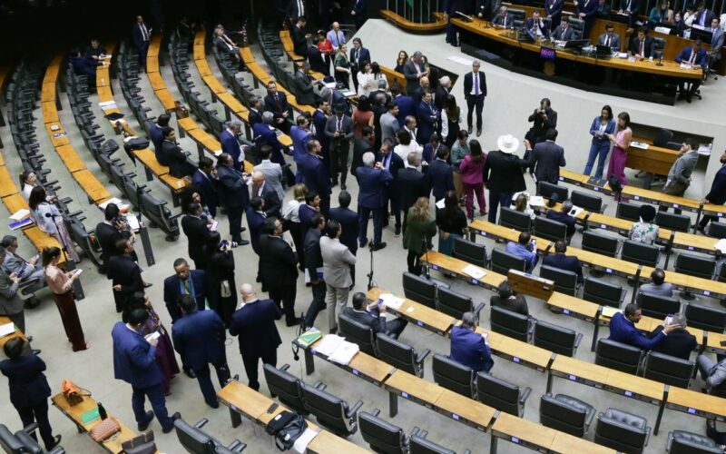 Congresso dá 10 dias para governo ter alternativa ao aumento do IOF