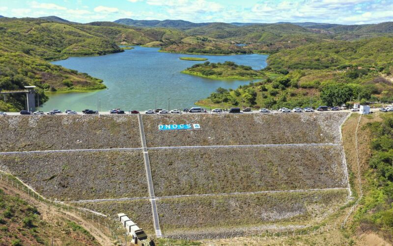 Distrito no CE espera água do São Francisco para fim da seca e plantar