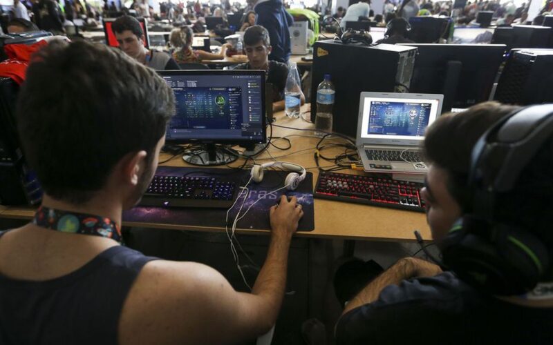 Em São Paulo, biblioteca recebe evento 24h sobre segurança digital