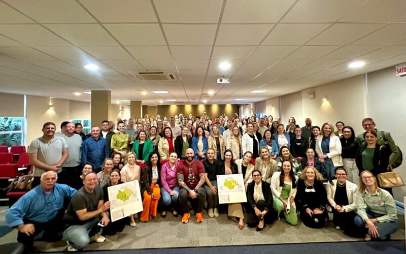 Encontro no Vale do Itajaí fortalece a integração dos serviços de saúde materno-infantil