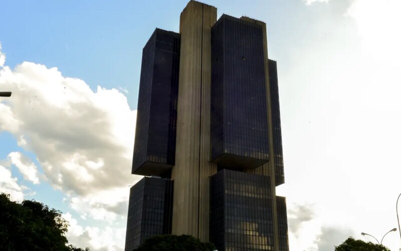Entidades do setor produtivo criticam aumento da Selic