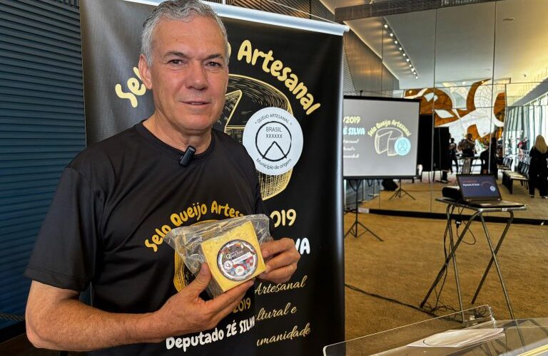 Evento na Câmara comemora seis anos da lei que regulamenta a produção de queijos artesanais - Notícias