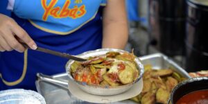 Feira das Yabás celebra Dia do Trabalhador no centro do Rio