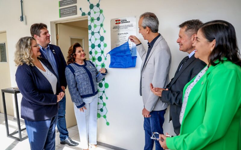 Governadora em exercício inaugura laboratórios de pesquisa avançada em Joinville e São Francisco do Sul
