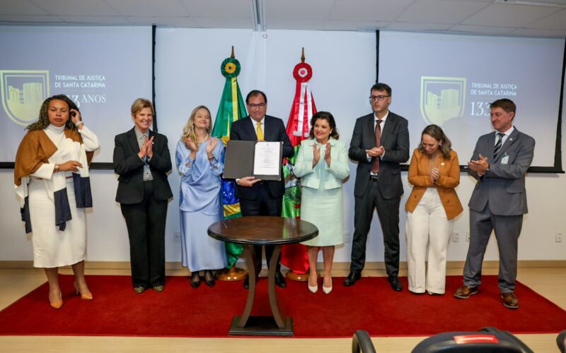 Governo do Estado assina resolução conjunta que cria Central de Vagas para adolescentes em medidas socioeducativas