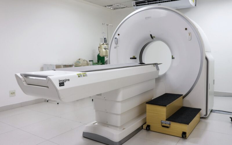Governo do Estado entrega novo tomógrafo e inaugura melhorias no Hospital Florianópolis