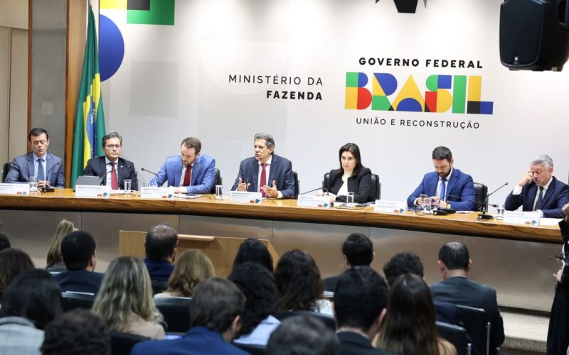 Governo padroniza alíquotas do IOF para arrecadar R$ 20,5 bilhões