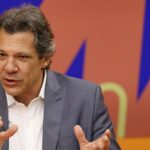 Haddad nega planos para reajustar valor do Bolsa Família