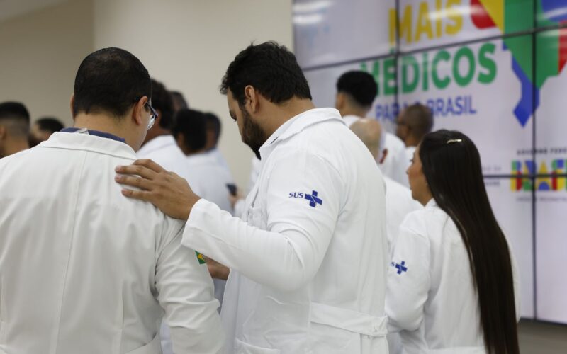 Inscrições para bolsas integrais do Mais Médicos vão até 6 de junho
