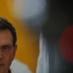 Justiça do RJ bloqueia bens de Crivella por improbidade administrativa