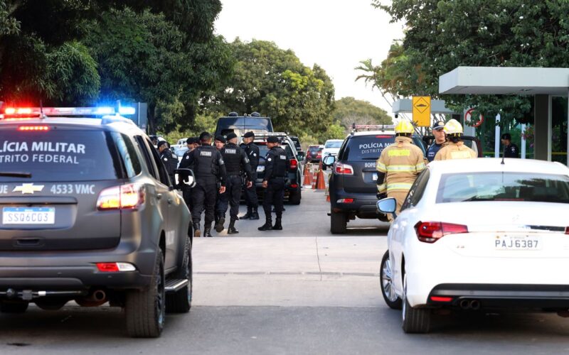 Justiça mantém preso acusado de tentar explodir bomba em ministério