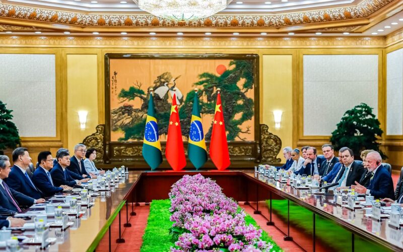 Lula celebra acordo entre China e EUA: "Tarda, mas não falha"