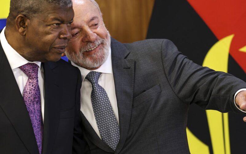 Lula incentiva empresariado a investir em Angola