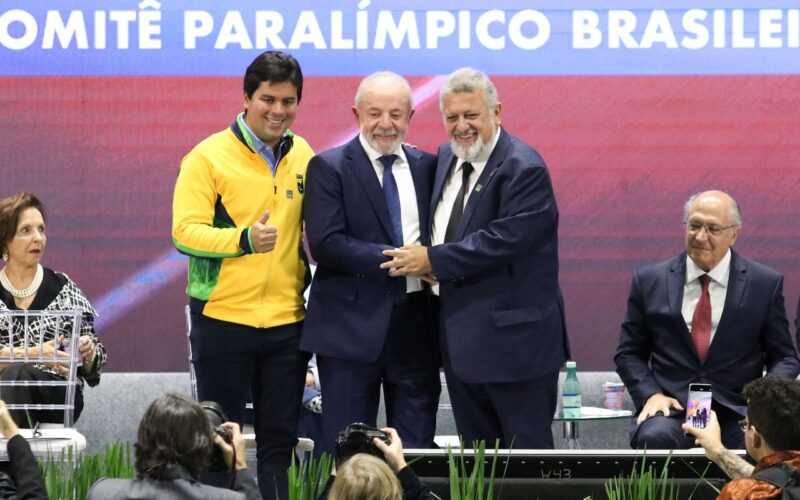 Lula quer que projeto da Universidade do Futebol englobe mais esportes