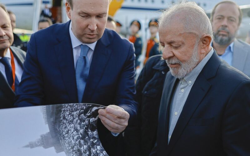 Lula renova convite a primeiro-ministro indiano para visita ao Brasil