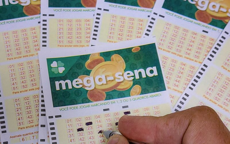 Mega-Sena acumula novamente e prêmio principal vai para R$ 100 milhões